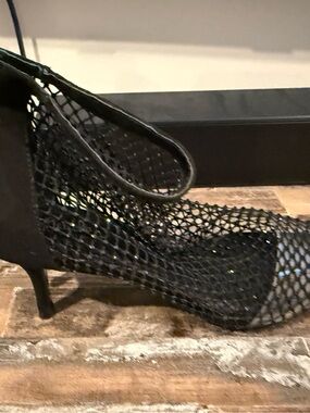 Charles David Black Mesh Slingback Kitten Heel Pumps